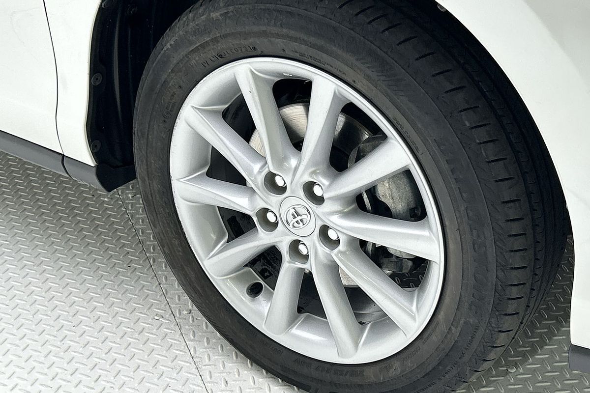 2013 Toyota Tarago GLX ACR50R