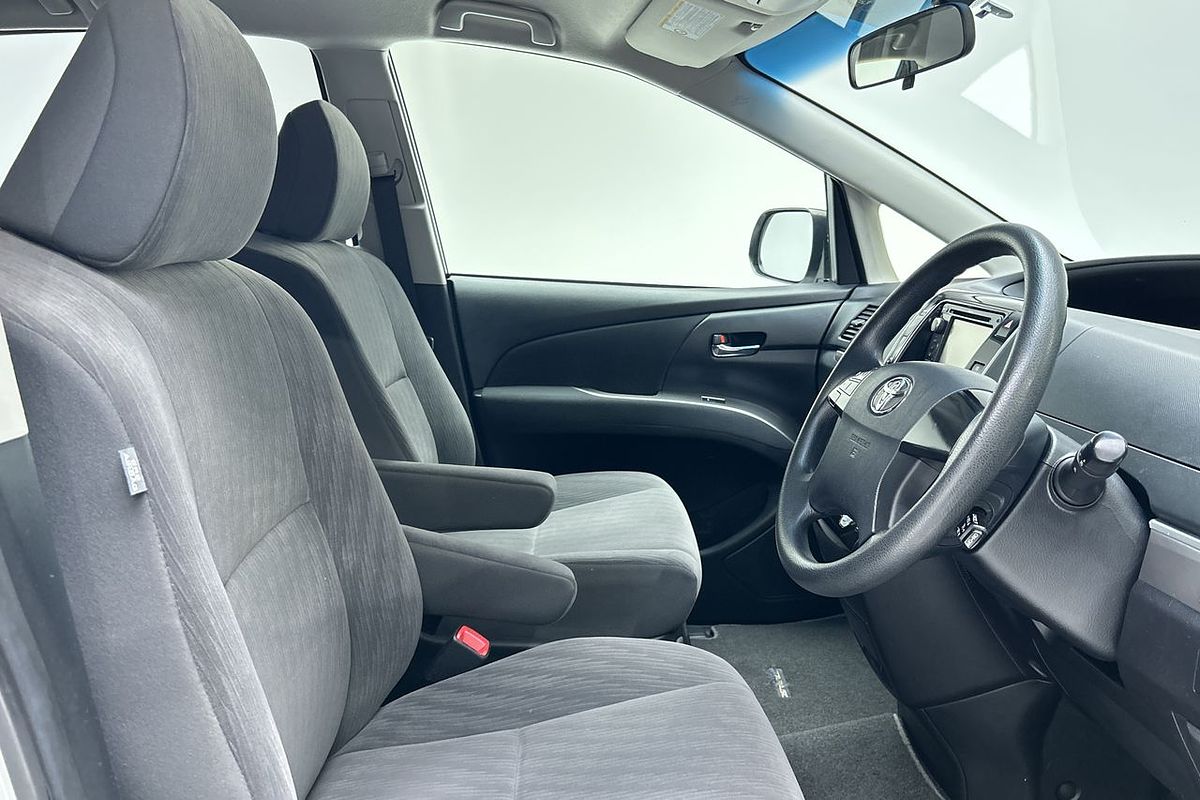 2013 Toyota Tarago GLX ACR50R