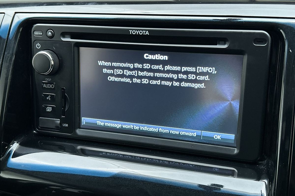 2013 Toyota Tarago GLX ACR50R