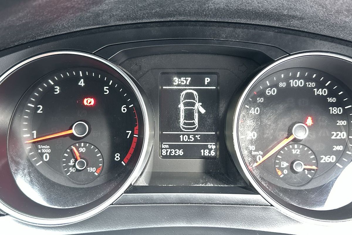 2015 Volkswagen Jetta 118TSI Trendline 1B