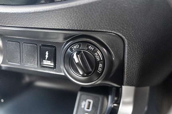 2020 Nissan Navara ST D23 Series 4 4X4