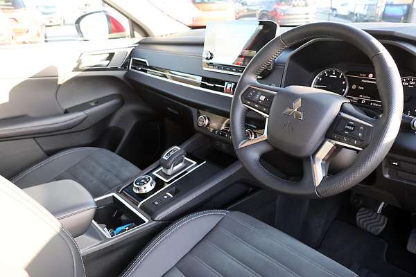 2024 Mitsubishi Outlander Aspire ZM
