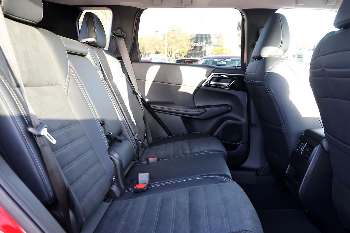 2024 Mitsubishi Outlander Aspire ZM