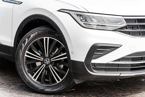 2022 Volkswagen Tiguan 162TSI Adventure Allspace 5N
