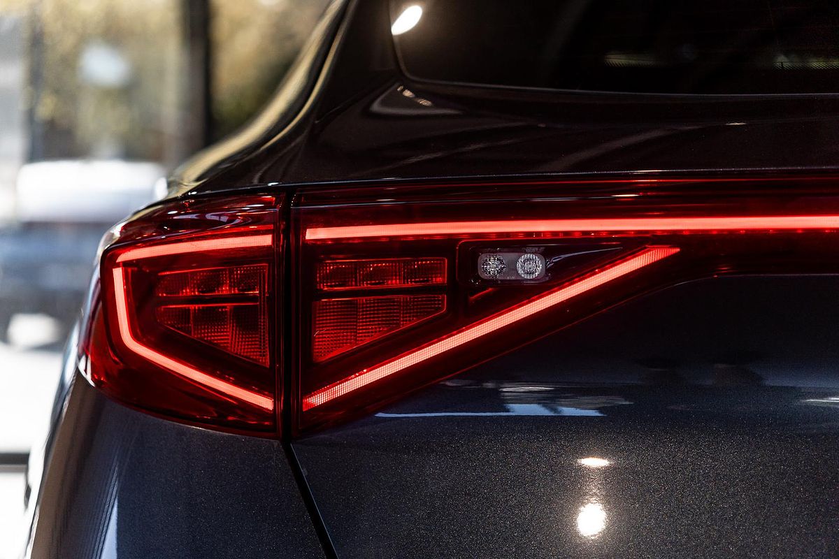 2024 CUPRA Formentor VZe KM