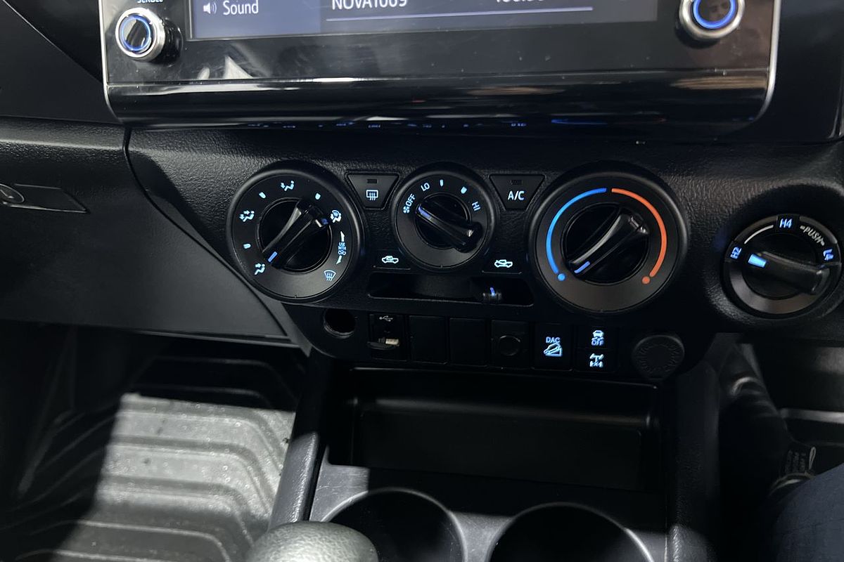 2021 Toyota Hilux SR GUN126R 4X4