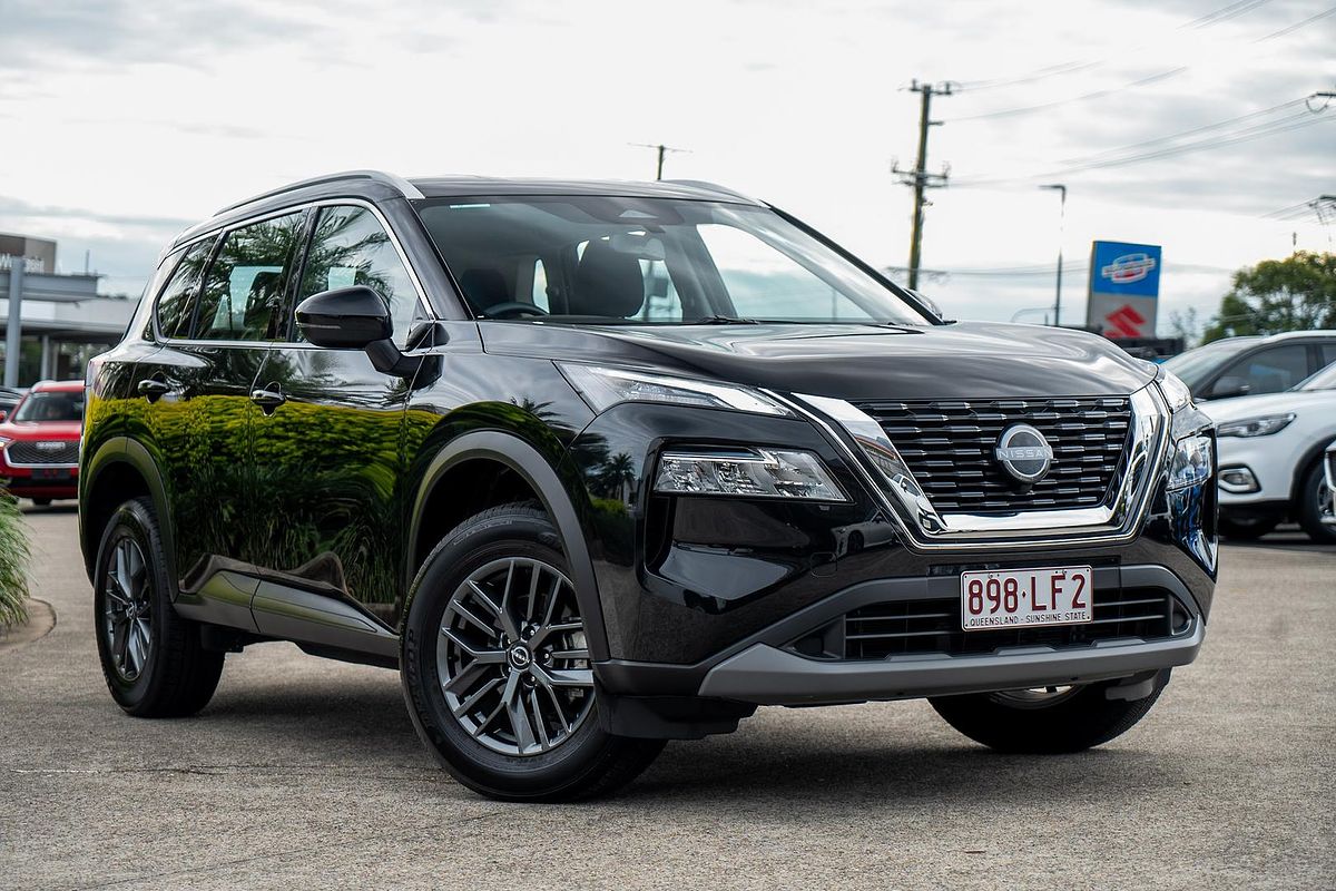 2024 Nissan X-TRAIL ST T33