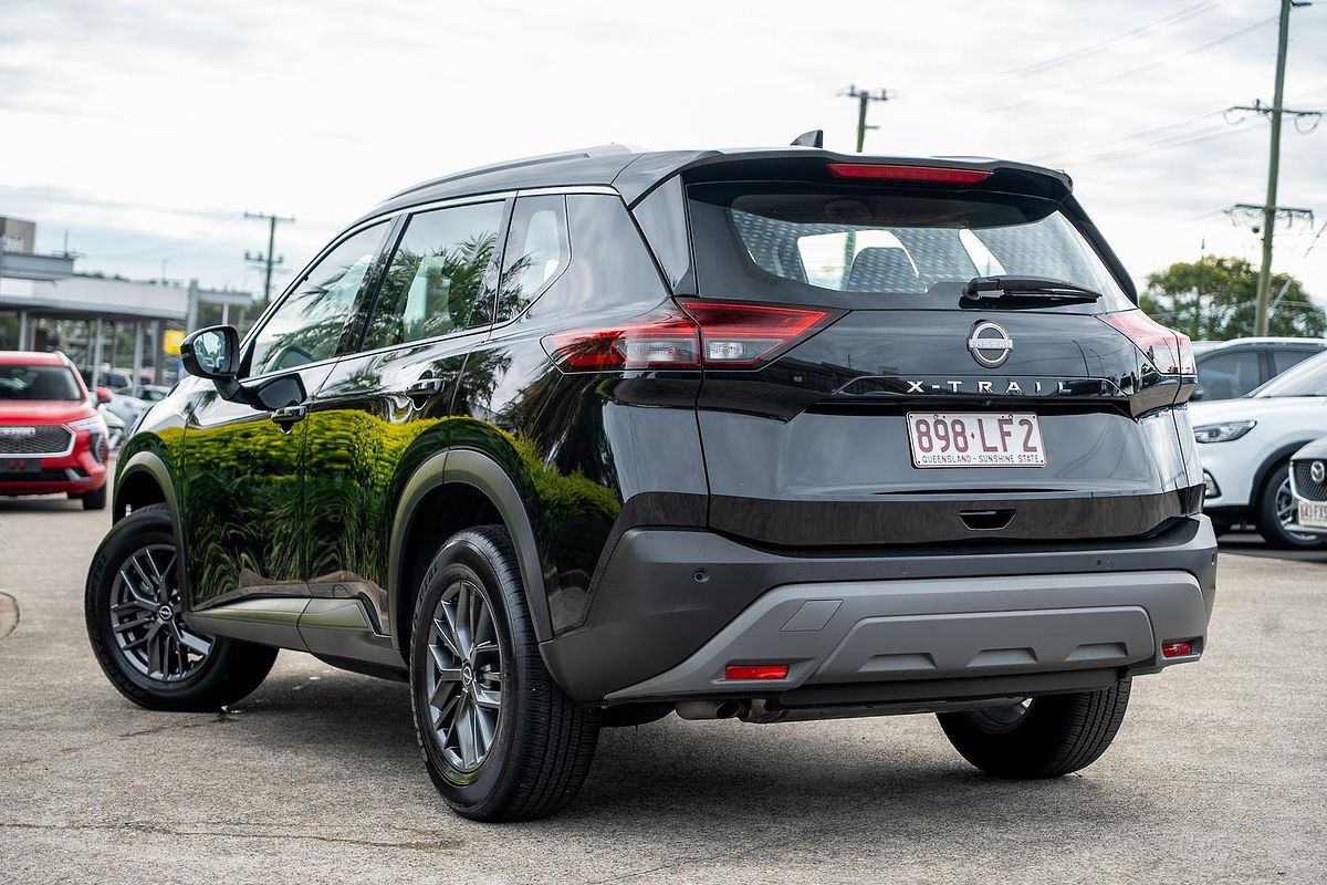 2024 Nissan X-TRAIL ST T33