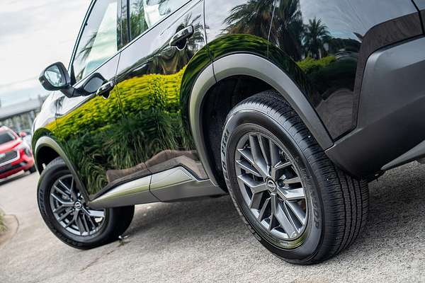 2024 Nissan X-TRAIL ST T33