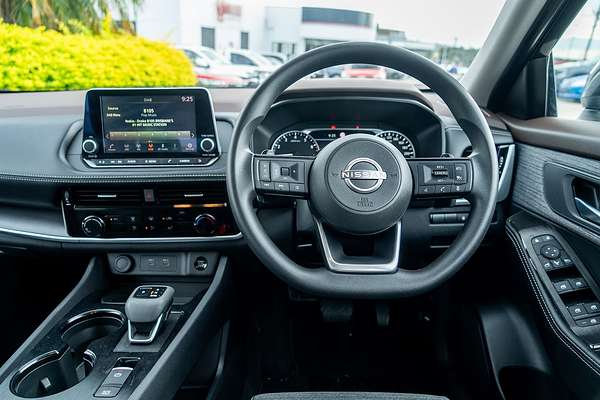 2024 Nissan X-TRAIL ST T33