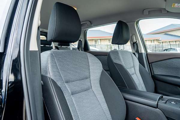 2024 Nissan X-TRAIL ST T33