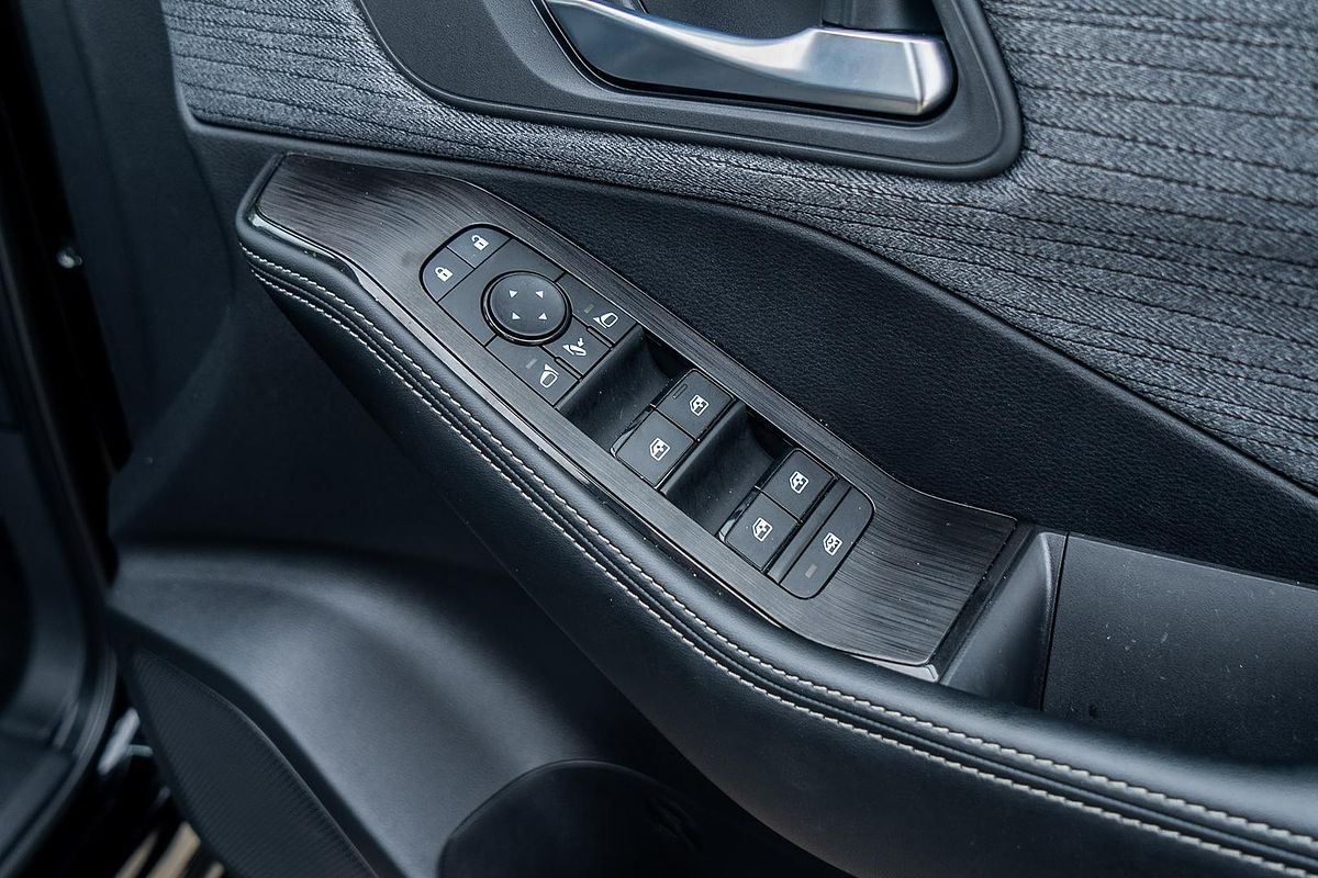 2024 Nissan X-TRAIL ST T33