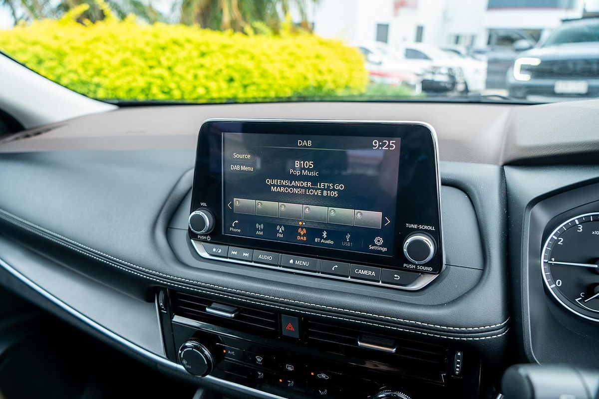2024 Nissan X-TRAIL ST T33