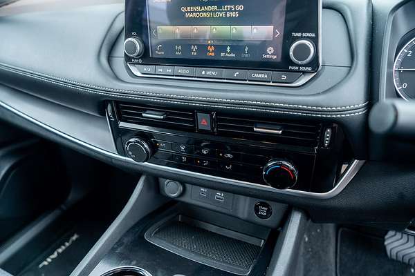 2024 Nissan X-TRAIL ST T33