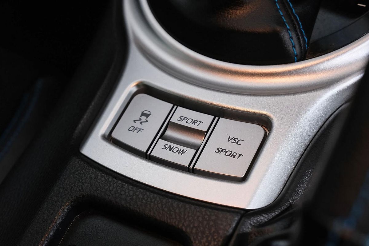 2015 Subaru BRZ Hyper Blue ZC6