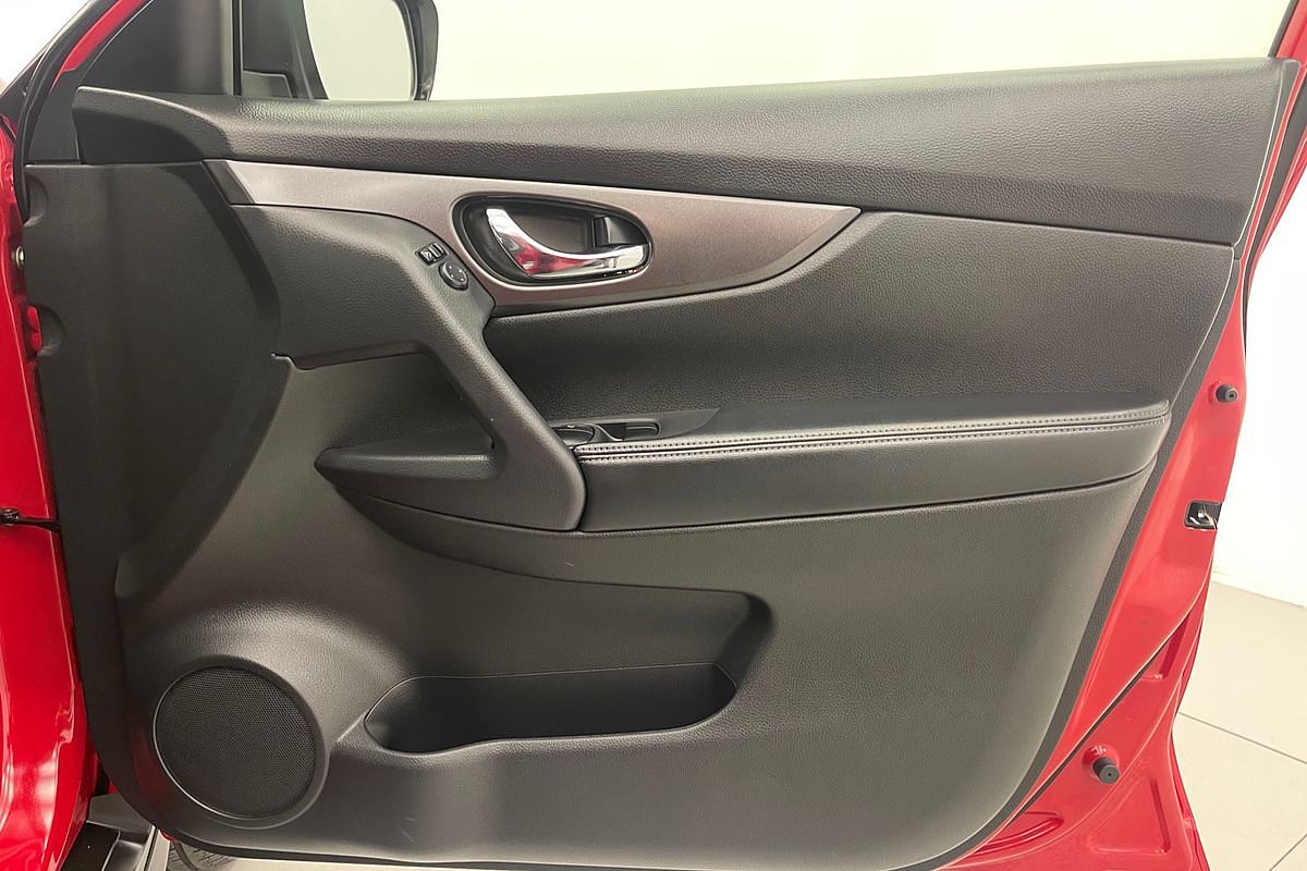 2016 Nissan X-TRAIL ST T32