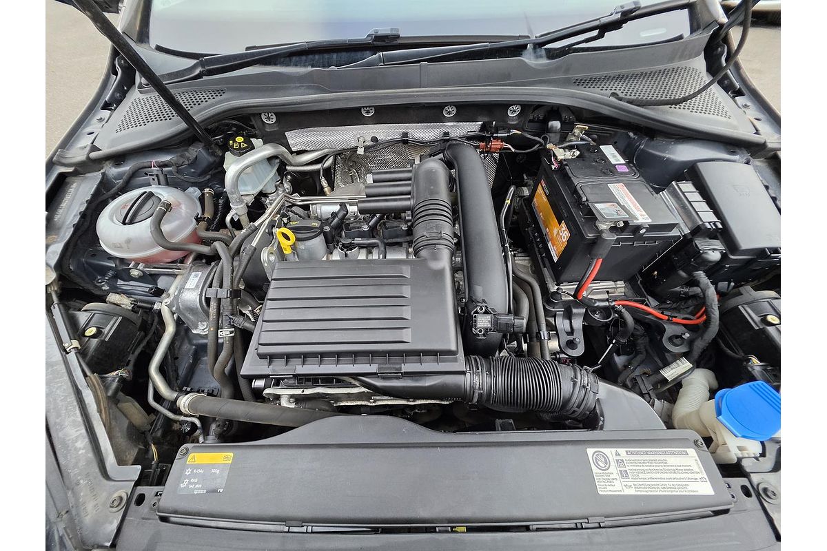 2015 Volkswagen Golf 90TSI 7