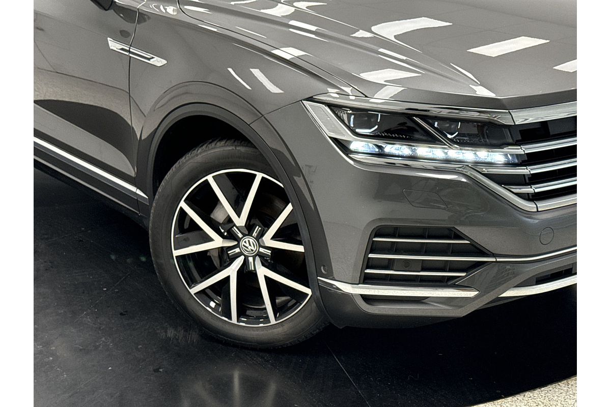 2019 Volkswagen Touareg 190TDI Launch Edition