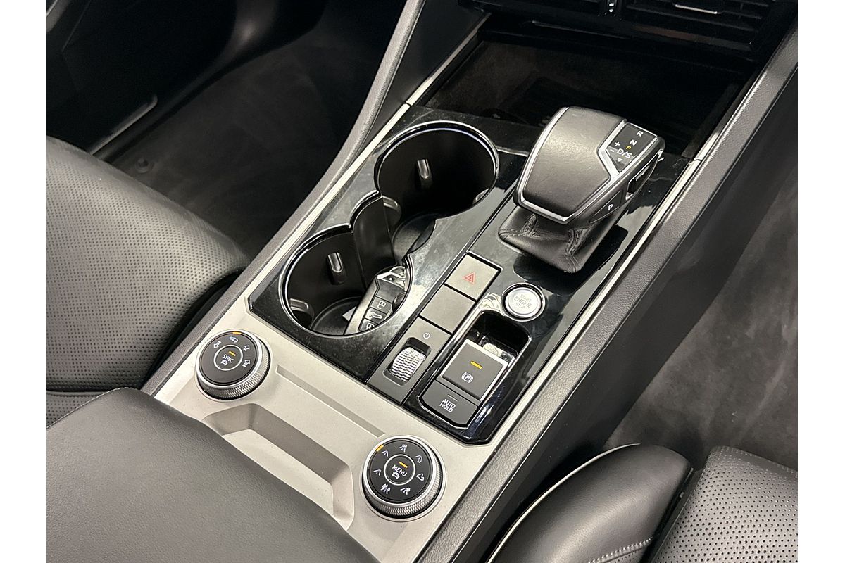 2019 Volkswagen Touareg 190TDI Launch Edition