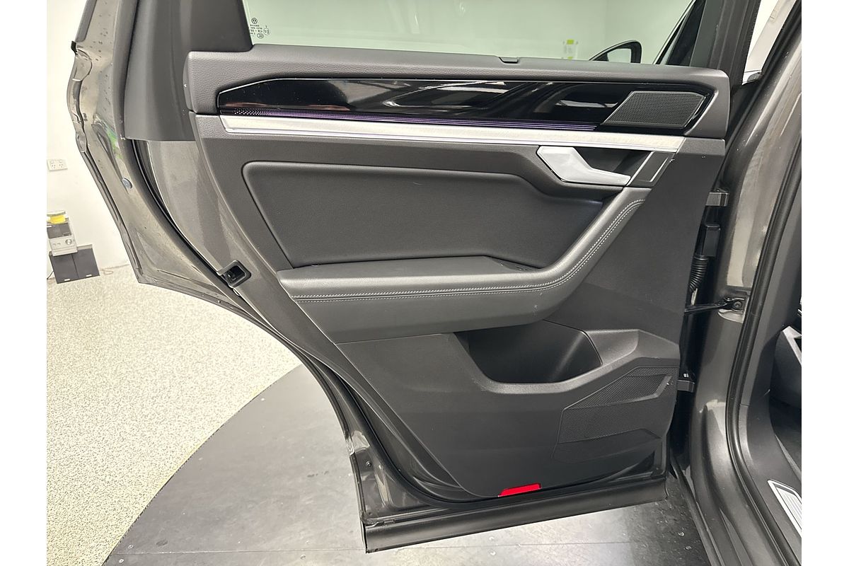 2019 Volkswagen Touareg 190TDI Launch Edition