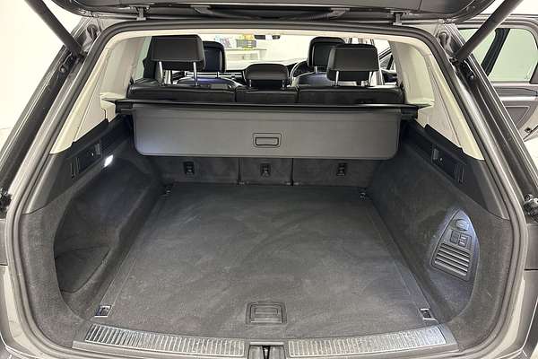 2019 Volkswagen Touareg 190TDI Launch Edition