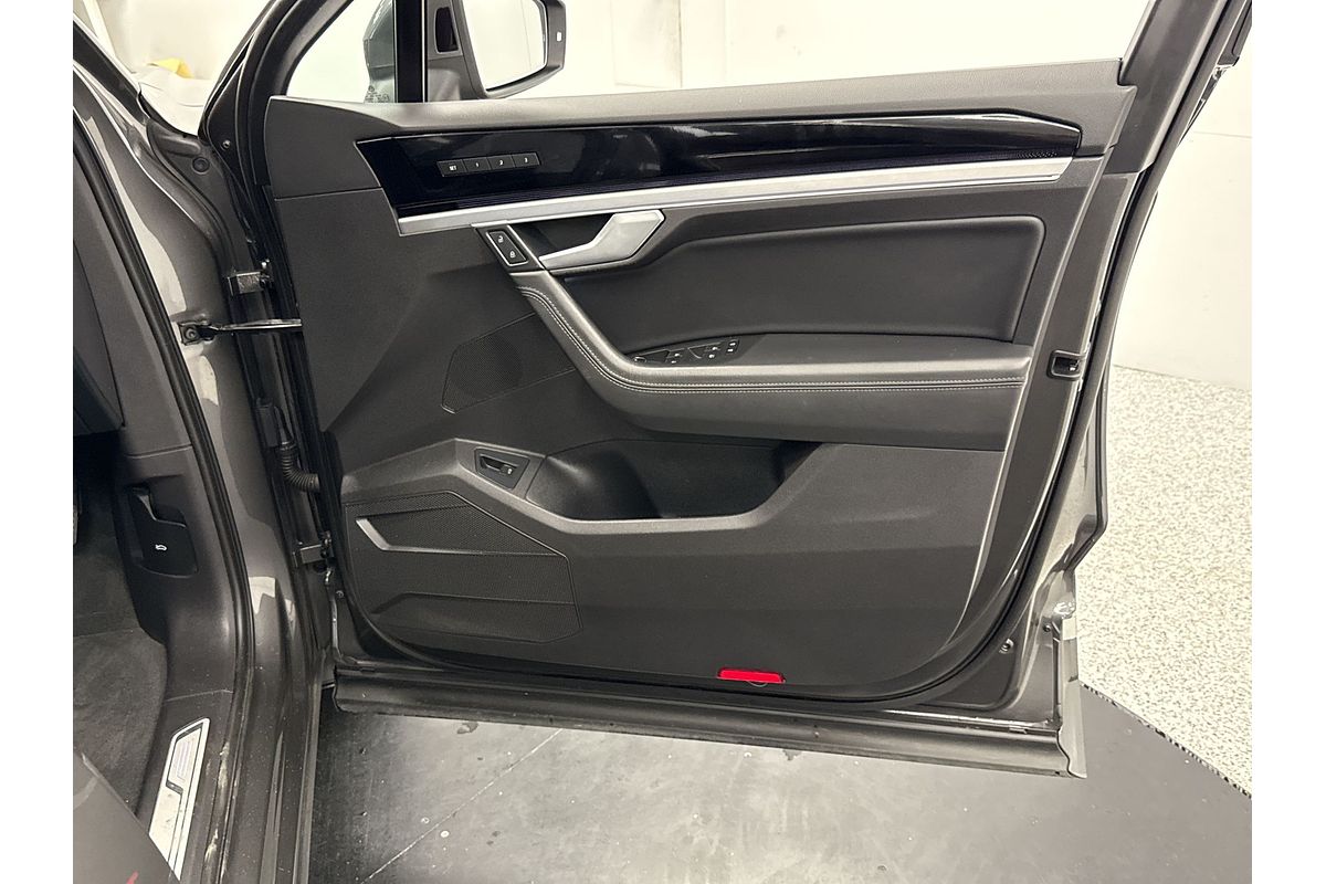 2019 Volkswagen Touareg 190TDI Launch Edition