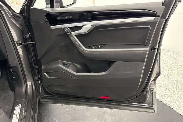 2019 Volkswagen Touareg 190TDI Launch Edition
