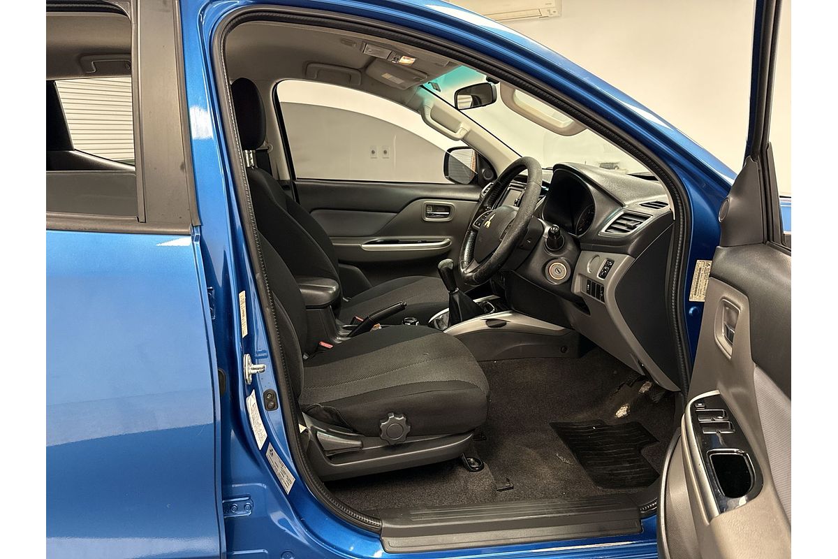2015 Mitsubishi Triton GLS MQ 4X4