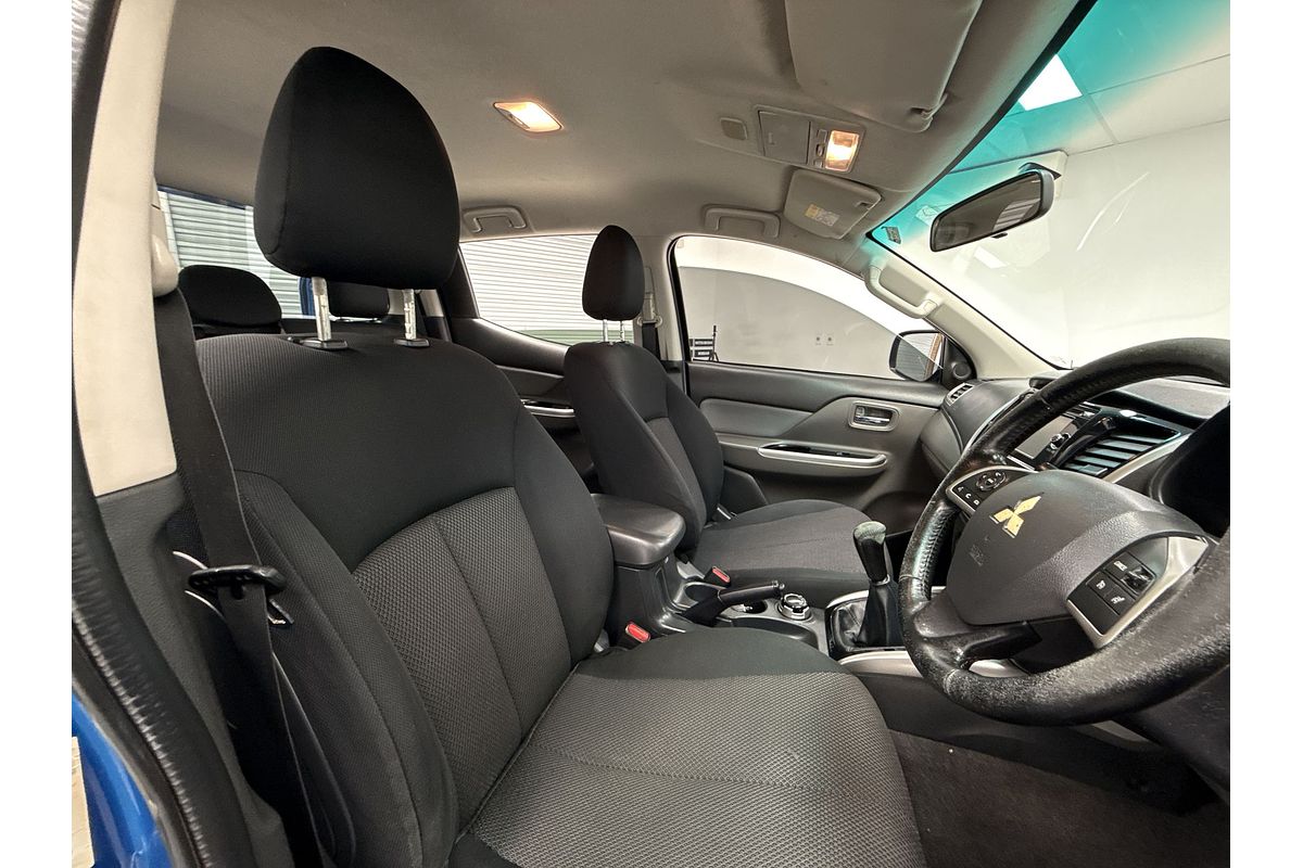 2015 Mitsubishi Triton GLS MQ 4X4