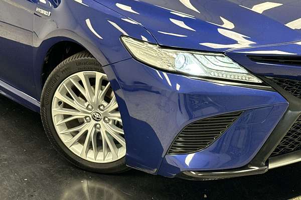 2020 Toyota Camry SL AXVH70R