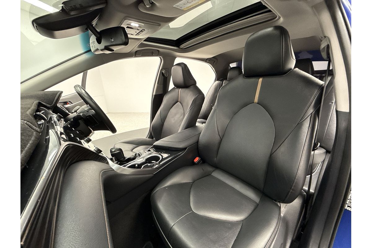 2020 Toyota Camry SL AXVH70R