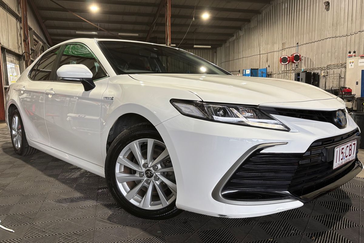 2021 Toyota Camry Ascent AXVH70R