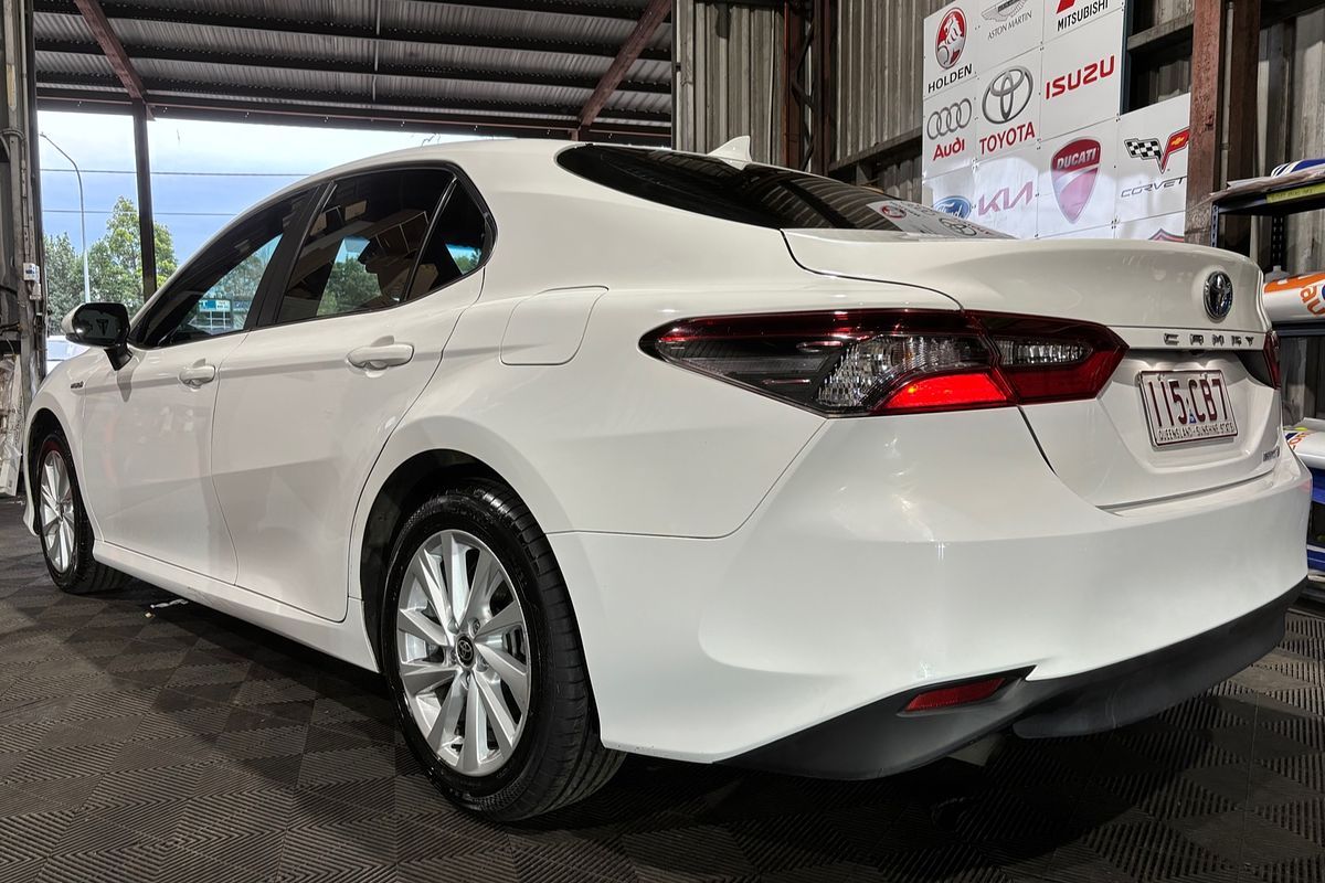 2021 Toyota Camry Ascent AXVH70R