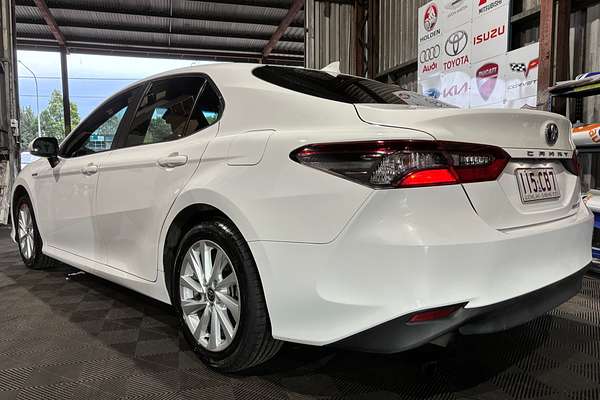 2021 Toyota Camry Ascent AXVH70R