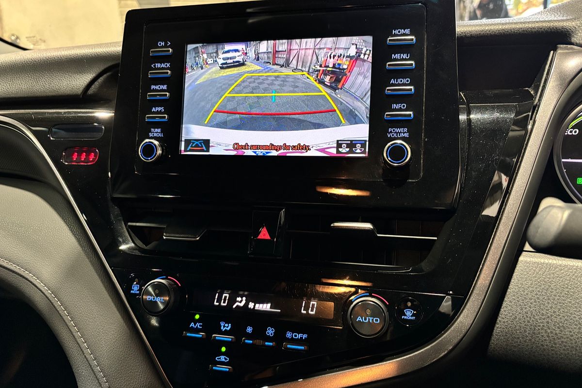 2021 Toyota Camry Ascent AXVH70R
