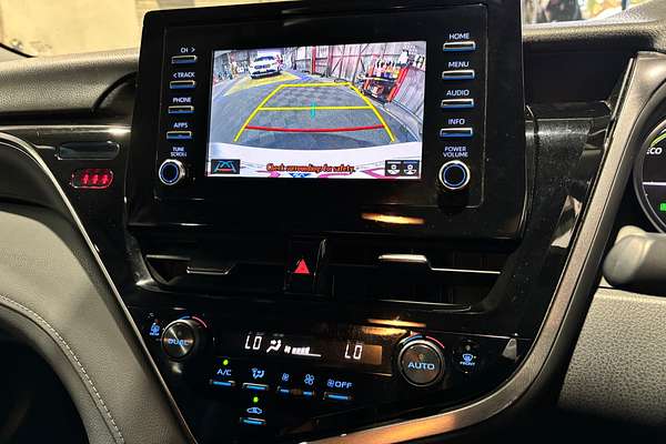 2021 Toyota Camry Ascent AXVH70R