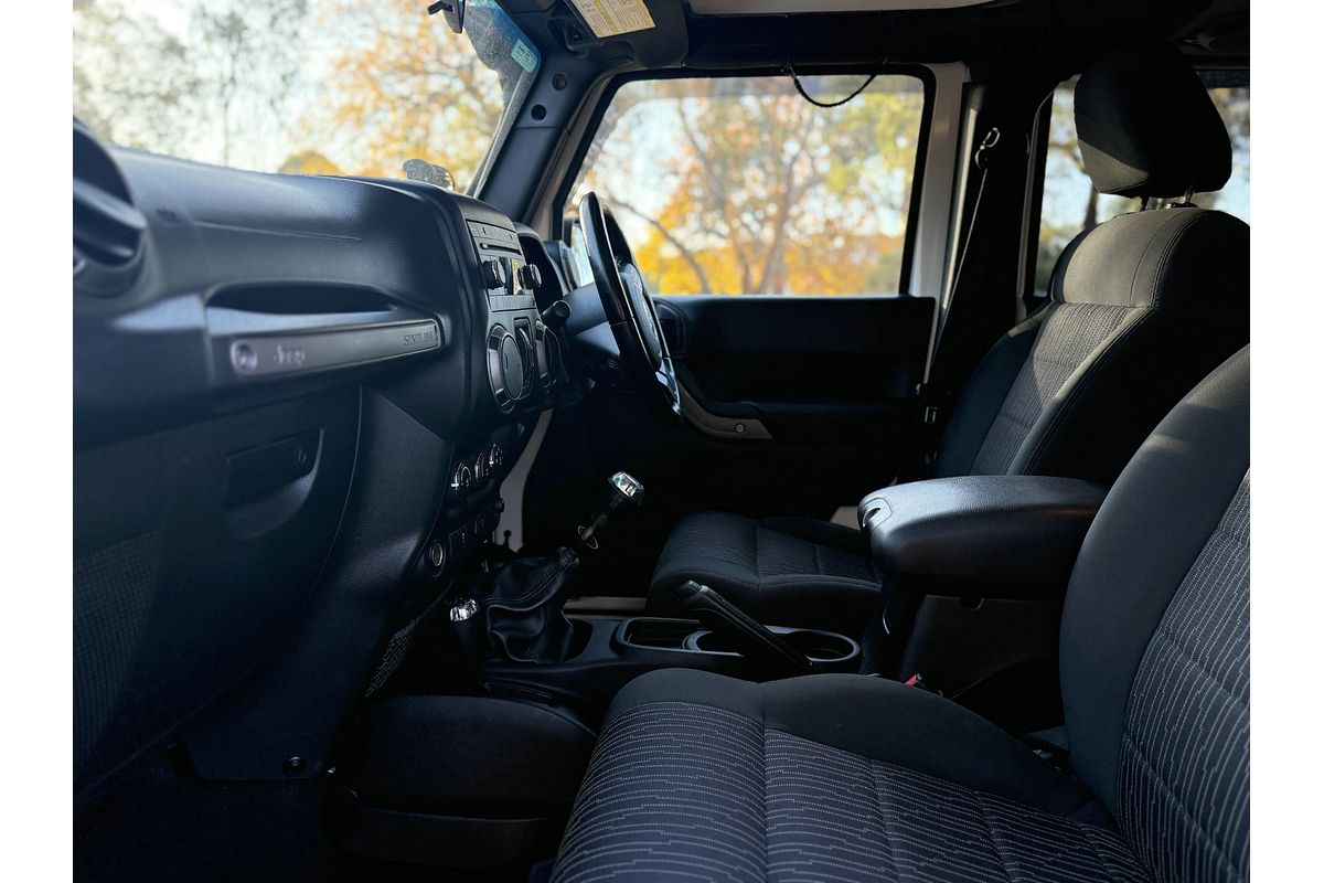 2012 Jeep Wrangler Unlimited Sport JK