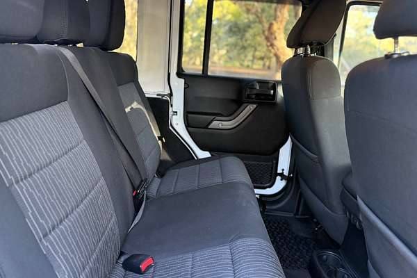 2012 Jeep Wrangler Unlimited Sport JK