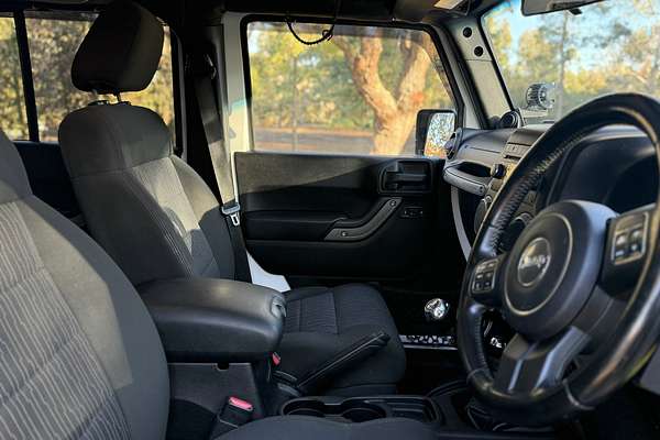 2012 Jeep Wrangler Unlimited Sport JK