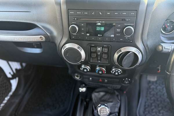 2012 Jeep Wrangler Unlimited Sport JK
