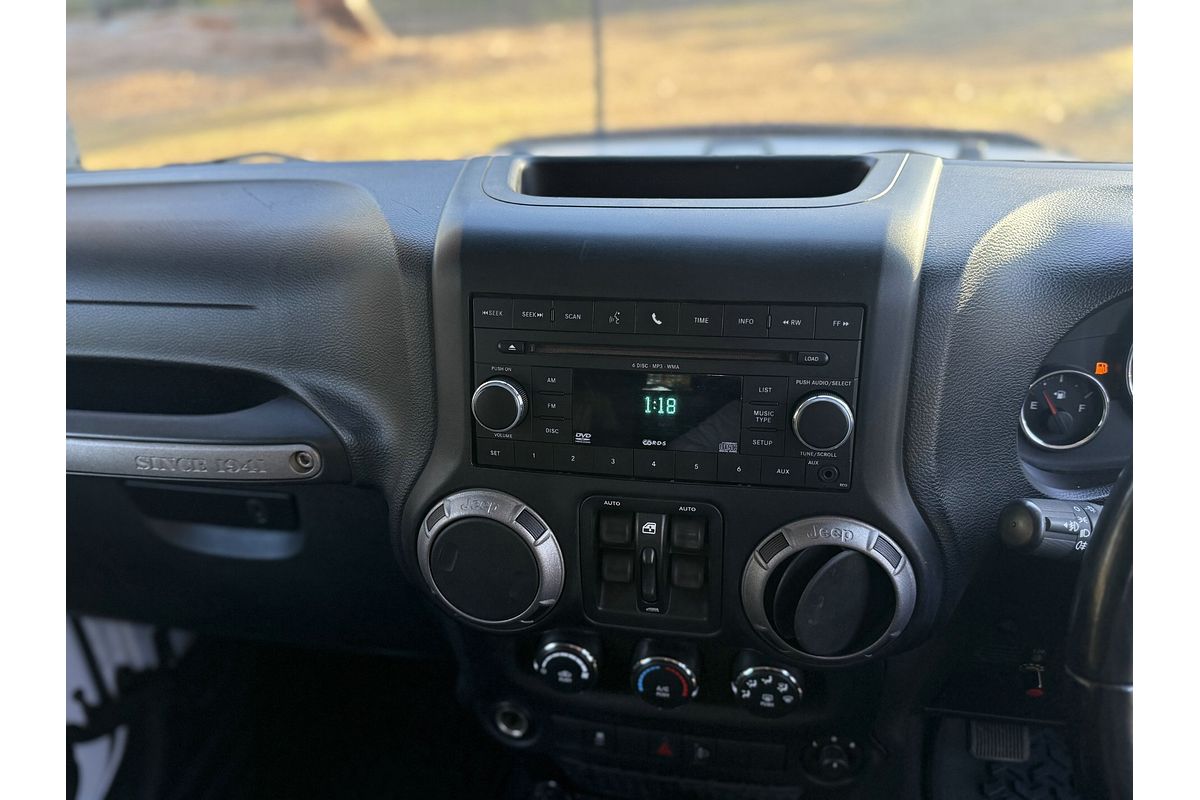 2012 Jeep Wrangler Unlimited Sport JK