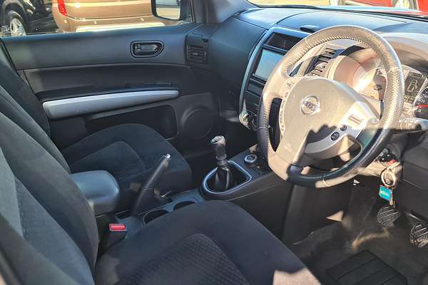 2013 Nissan X-TRAIL ST T31
