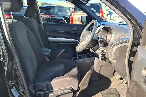 2013 Nissan X-TRAIL ST T31
