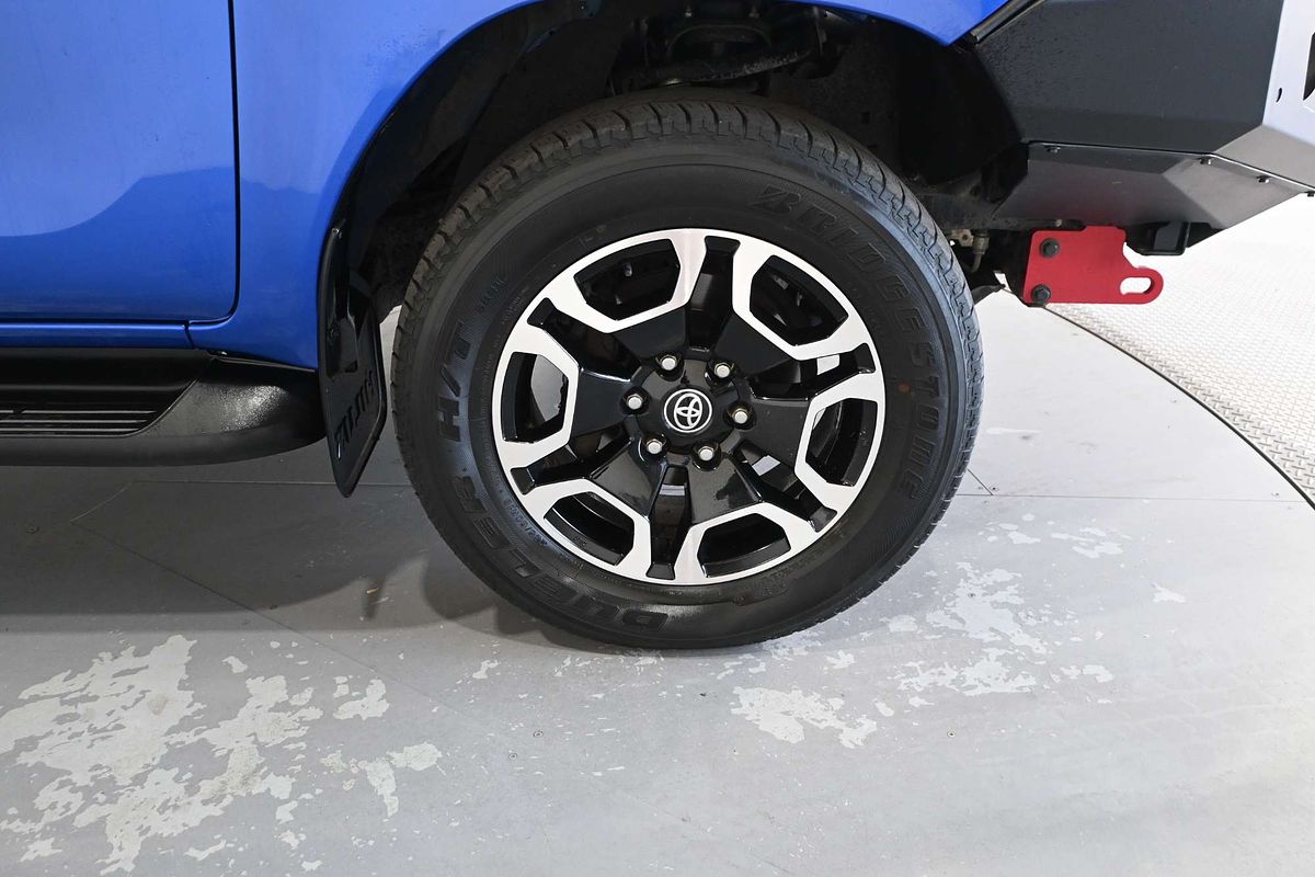 2020 Toyota Hilux SR5 GUN126R 4X4