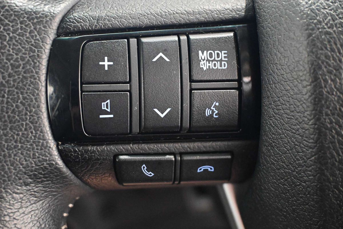 2020 Toyota Hilux SR5 GUN126R 4X4