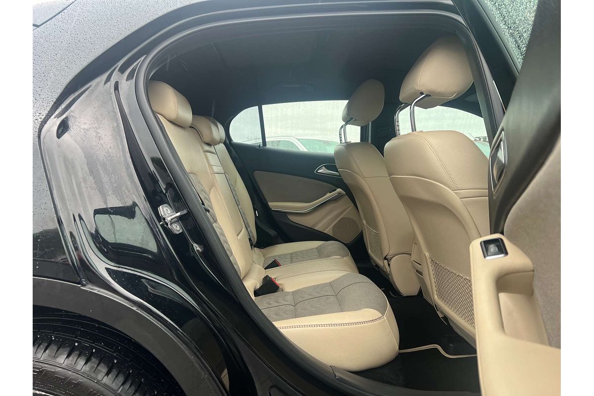 2019 Mercedes-Benz GLA-Class GLA180 X156