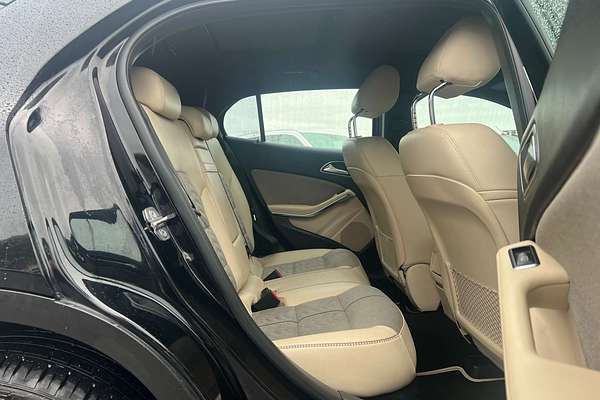 2019 Mercedes-Benz GLA-Class GLA180 X156