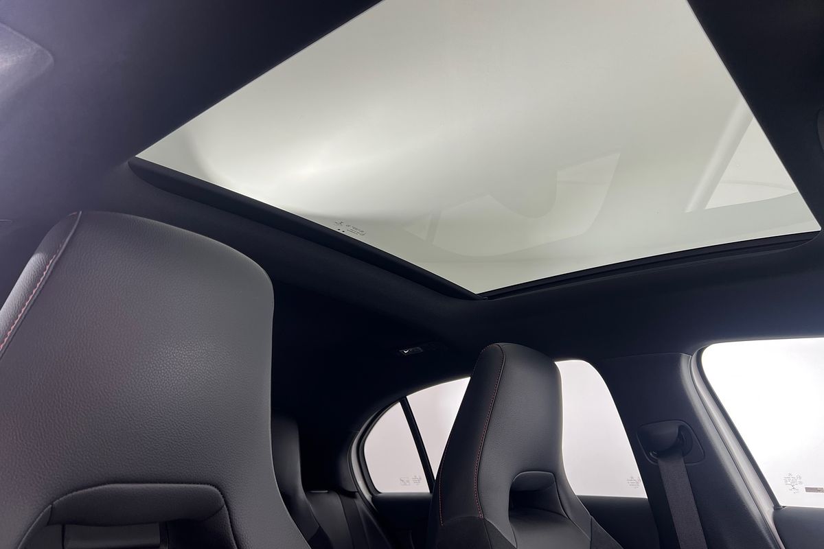 2022 Mercedes-Benz A-Class A250 W177