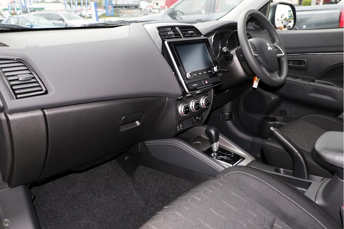 2024 Mitsubishi ASX ES XD