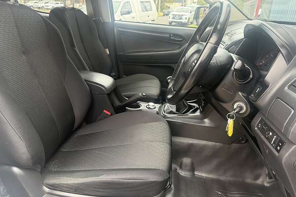 2018 Isuzu D-MAX SX 4X4
